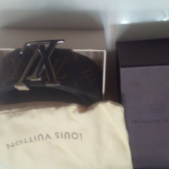 Louis Vuitton Belt - Picture 7 of 8